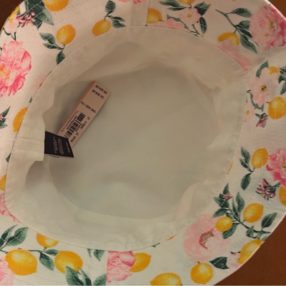 Victoria’s Secret Lemon Floral Bucket Hat | White/Pink/Yellow Summer Print | NWT - Picture 7 of 8
